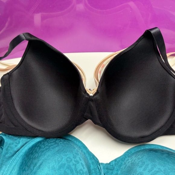 40B - 4 set Breezies Women's Bras - Black, Cream, Pink Camo and Teal - Picture 8 of 14